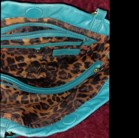 B Makowsky Leather Turqoise Bag - Picture 4 of 10